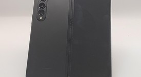 Fair
													Samsung Galaxy Z Fold3 5G - Unlocked, Black, 512 GB, 12 GB, SM-F926U1, photo 2 of 4