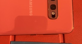 Good
													Samsung Galaxy S10e - AT&T, Pink, 256 GB, 8 GB, SM-G970U, photo 3 of 5