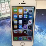 Good Apple iPhone SE 1st Gen 2016 - Unlocked, 32 GB, Silver, A1723