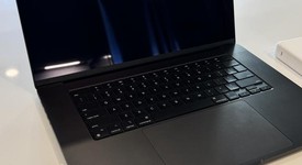 Good
													MacBook Pro Late 2023 (M3) - 16" - Apple M3 Max 14-core, Black, 1 TB, 36 GB, 30-core GPU, photo 3 of 11