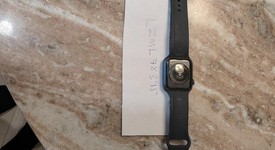 Good
													Apple Watch Series 4 44mm - Unlocked, Gray, A1976 - Cellular, Aluminum, photo 2 of 5
