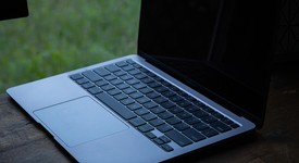 Good
													MacBook Air 2020 - 13" - I5, Silver, 512 GB, 8 GB, photo 2 of 14