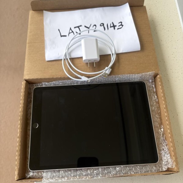 Apple iPad (9th Gen) - Wi-Fi, 64 GB, Silver, A2602