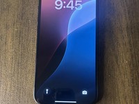 Apple iPhone 15