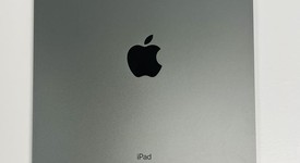 Good
													Apple iPad Air 4th Gen - Unlocked, Gray, 64 GB, A2324, photo 1 of 6