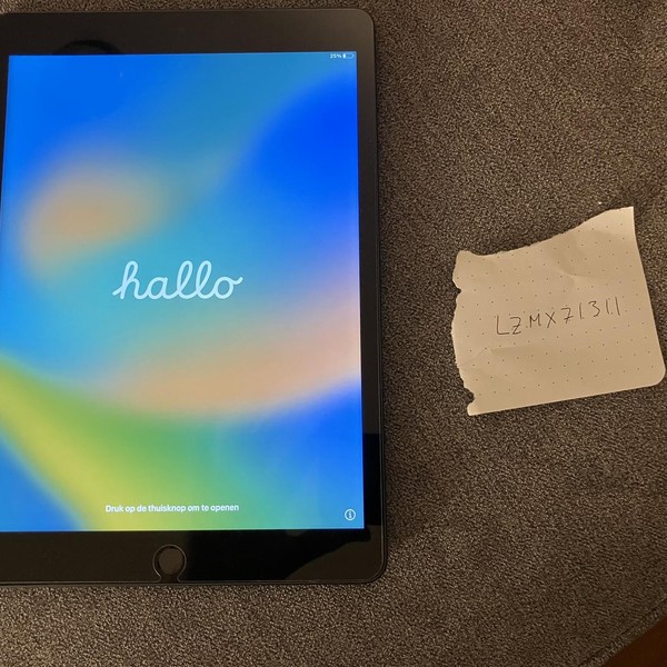 Apple iPad 9th Gen - Wi-Fi, 64 GB, Gray, A2602