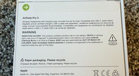 New
													Apple AirPods Pro 3, photo 2 of 4