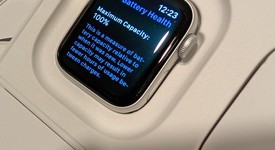 Good
													Apple Watch SE 2nd Gen 40mm - Silver, A2722 - GPS, Aluminum, photo 3 of 13