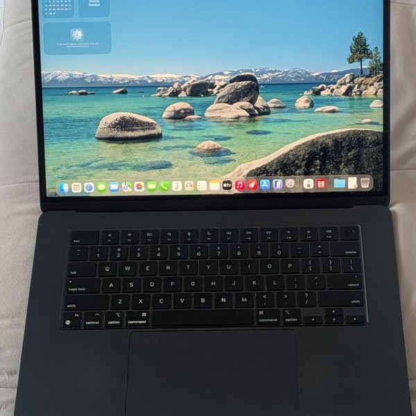 MacBook Air 2024 (M3) - 15 inch - 256 GB, Midnight, 8 GB, Apple M3, 10-core GPU