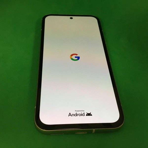 Google Pixel 8a - Unlocked, 128 GB, Porcelain, 8 GB, GKV4X, Sub-6 5G