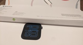 Mint
													Apple Watch SE 3rd Gen 44mm - Unlocked, Midnight, A3328 - Cellular, photo 4 of 14