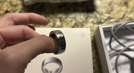 Good
													Oura Ring Gen 4 - Silver, Size 8, photo 5 of 5