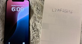 Good
													Apple iPhone Xs - Unlocked, Gold, 64 GB, A1920, photo 1 of 4