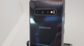 Good
													Samsung Galaxy S10 Plus - Unlocked, Black, 128 GB, 8 GB, SM-G975U1, photo 3 of 3