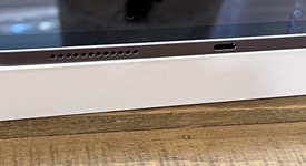 Mint
													Apple iPad Air 5th Gen - Wi-Fi, Purple, 64 GB, A2588, photo 1 of 17