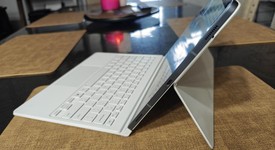 Mint
													Samsung Galaxy Tab S10 Plus - Wi-Fi, Platinum Silver, 256 GB, 12 GB, SM-X820, photo 3 of 5