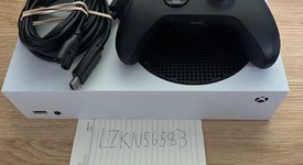 Good
													Xbox Series S (2020) - White, 512 GB, photo 1 of 3