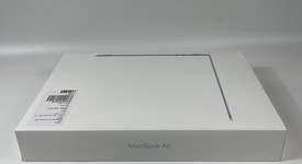 New
													MacBook Air 2025 (M4) - 15" - Apple M4, Sky Blue, 256 GB, 16 GB, photo 3 of 6