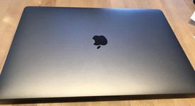 Mint
													MacBook Pro 2018 (With Touch Bar) - 15" - I7, Gray, 512 GB, 16 GB, photo 4 of 13