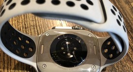 Good
													Apple Watch Ultra 49mm - Unlocked, Titanium, A2622, photo 4 of 6