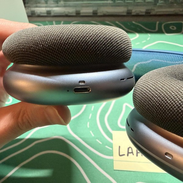 Apple AirPods Max - Sky Blue