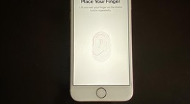 Good
													Apple iPhone 6S - T-Mobile, Rose Gold, 64 GB, A1688, photo 5 of 12