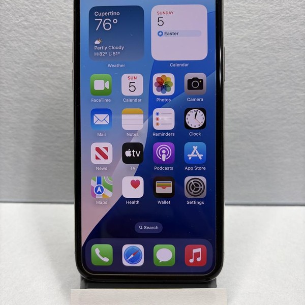 Apple iPhone Xs - Unlocked, 64 GB, Silver, A1920