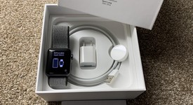 Mint
													Apple Watch Series 3 42mm - Unlocked, Gray, A1861, Aluminum, photo 1 of 5