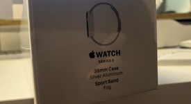 New
													Apple Watch Series 3 38mm - Silver, A1858, Aluminum - GPS, photo 3 of 3