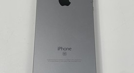 Good
													Apple iPhone SE 1st Gen 2016 - Unlocked, Grey, 128 GB, A1662, photo 2 of 6