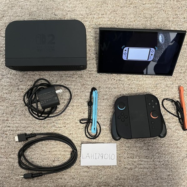 Nintendo Switch 2 - Red & Blue, Standard