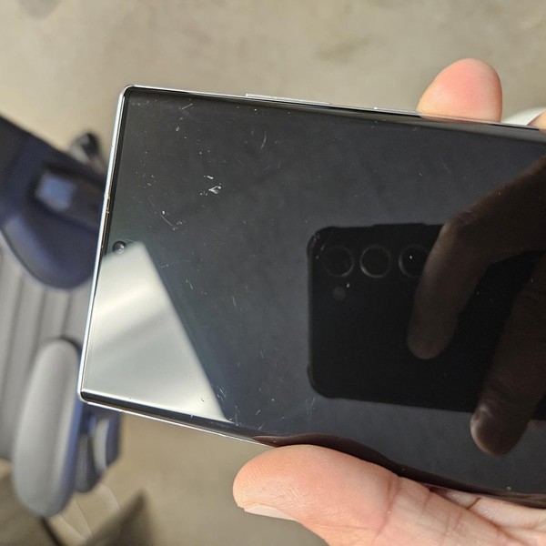 Samsung Galaxy S22 Ultra - Unlocked, 128 GB, White, 8 GB, SM-S908U1