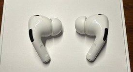 Used
													Apple AirPods Pro 2 - USB-C, photo 4 of 5
