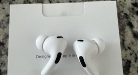 Used
													Apple AirPods Pro 2 - USB-C, photo 2 of 7