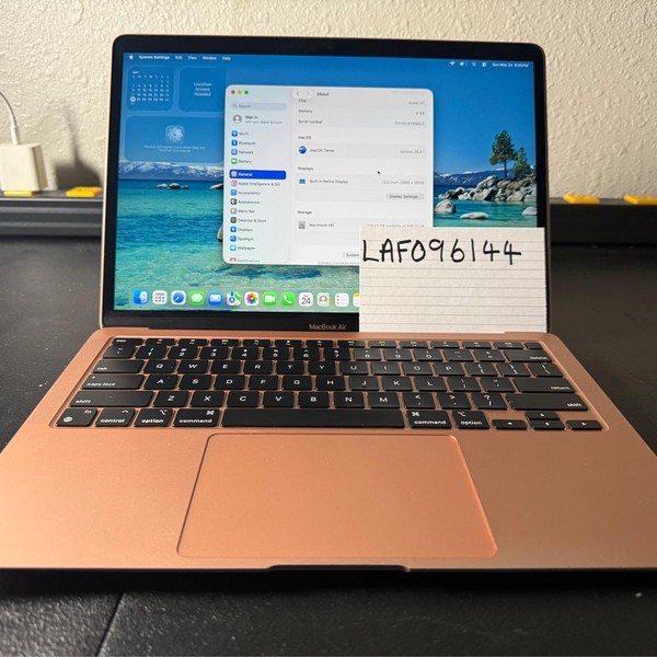 MacBook Air 2020 - 13 inch - 256 GB, Gold, 8 GB, Apple M1