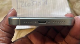 Mint
													Apple iPhone 16 Pro Max - Unlocked, White, 256 GB, A3084, photo 3 of 4