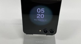 Fair
													Samsung Galaxy Z Flip5 - Unlocked, Green, 256 GB, 8 GB, SM-F731U1, photo 2 of 5