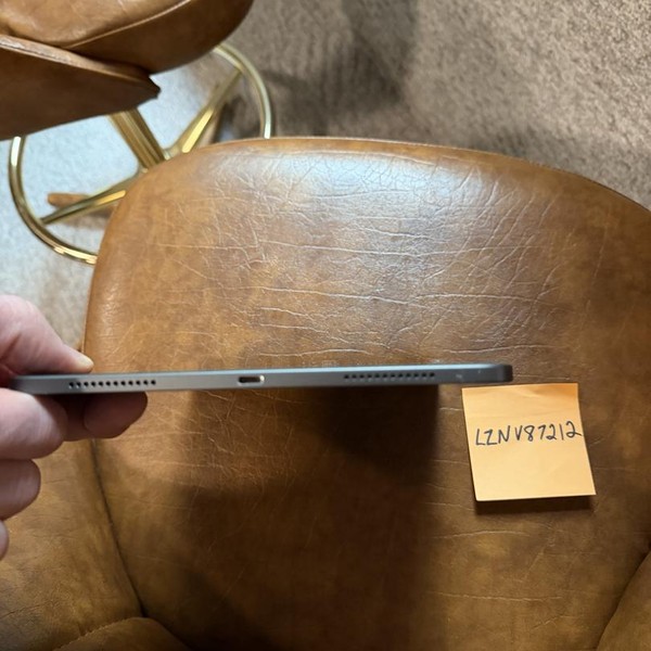 Apple iPad Air 4th Gen - Verizon, 256 GB, Gray, A2324