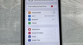 Good
													Apple iPhone Xr - Unlocked, White, 64 GB, A1984, photo 2 of 9