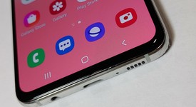 Mint
													Samsung Galaxy S10e - Unlocked, White, 128 GB, 6 GB, SM-G970U1, photo 5 of 8