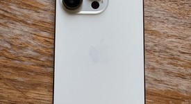 Good
													Apple iPhone 14 Pro - Unlocked, Gold, 128 GB, A2650, photo 3 of 7