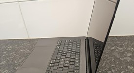 Mint
													MacBook Pro Late 2023 (M3) - 16" - Apple M3 Max 16-core, Black, 4 TB, 128 GB, 40-core GPU, photo 4 of 9