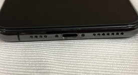 Good
													Apple iPhone Xs Max - Unlocked, Gray, 512 GB, A1921, photo 2 of 9