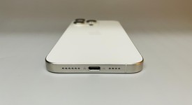 Good
													Apple iPhone 15 Pro Max - Unlocked, White, 256 GB, A2849, photo 4 of 8