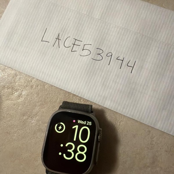 Apple Watch Ultra 2 49mm - Unlocked, Natural, A2986