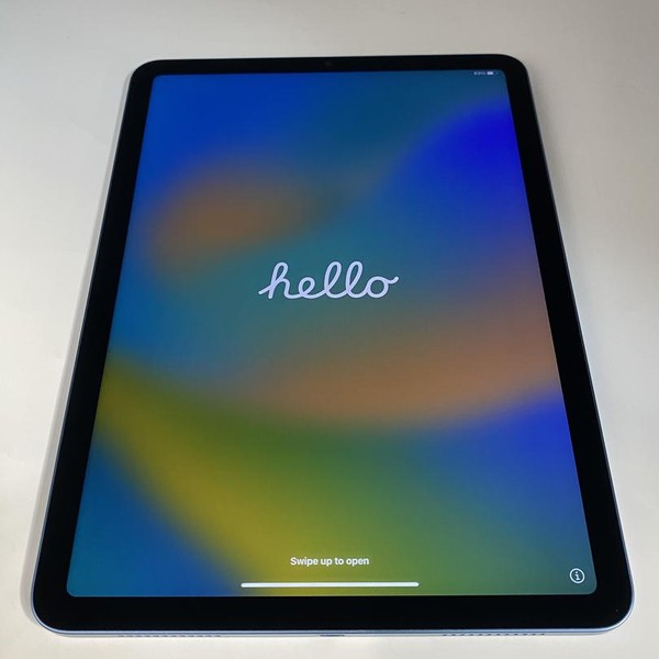 Apple iPad Air 5th Gen - Wi-Fi, 64 GB, Blue, A2588