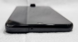 Mint
													Samsung Galaxy S22 - Unlocked, Black, 128 GB, 8 GB, SM-S901U1, photo 4 of 7