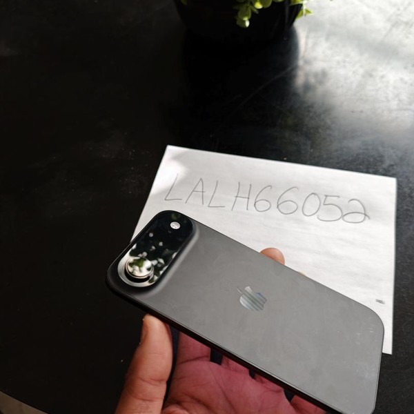 Apple iPhone Air - Unlocked, 256 GB, Space Black, A3260