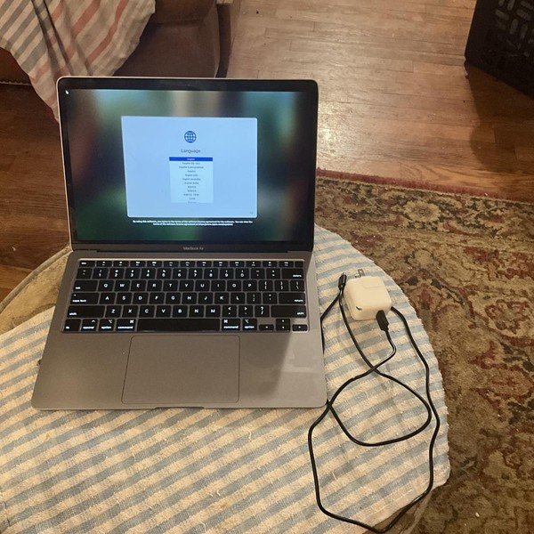MacBook Air 2020 - 13 inch - 512 GB, Gray, 8 GB, Intel Core i5