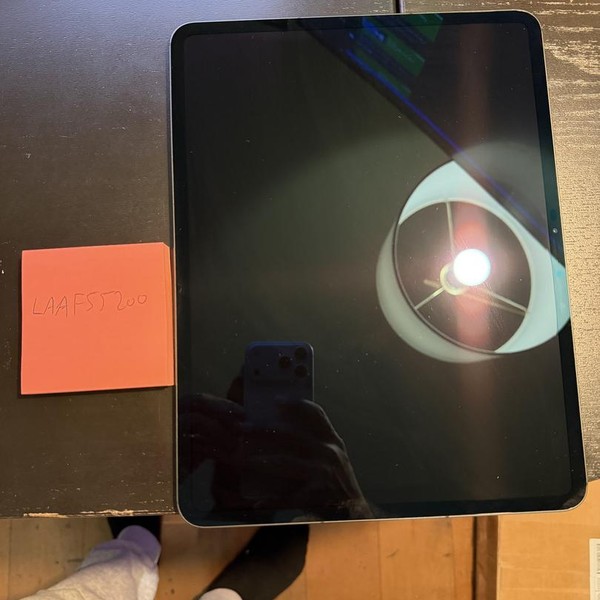 Apple iPad Pro 13 inch (M4) 2024 - Unlocked, 256 GB, Black, 8 GB, A2926, Standard Glass